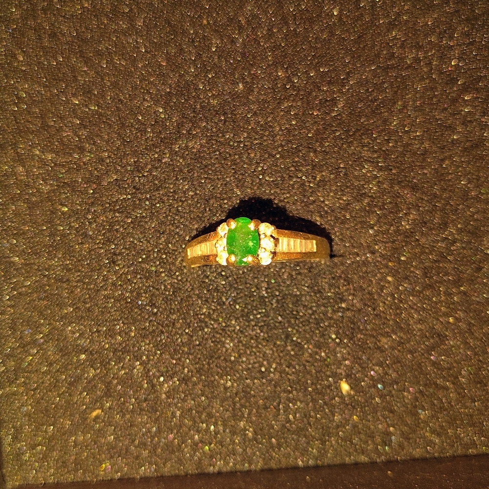 Elegant 10k gold & Gold and natural Brazilian emerald Ring